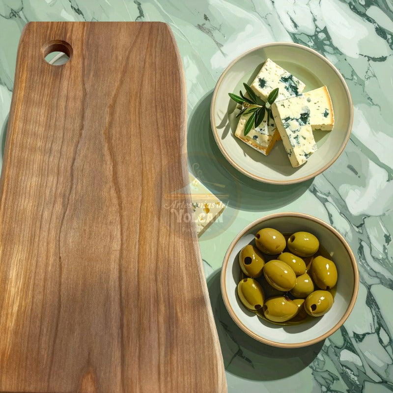 Tabla lisa aperitivo artesanal con bordes irregulares