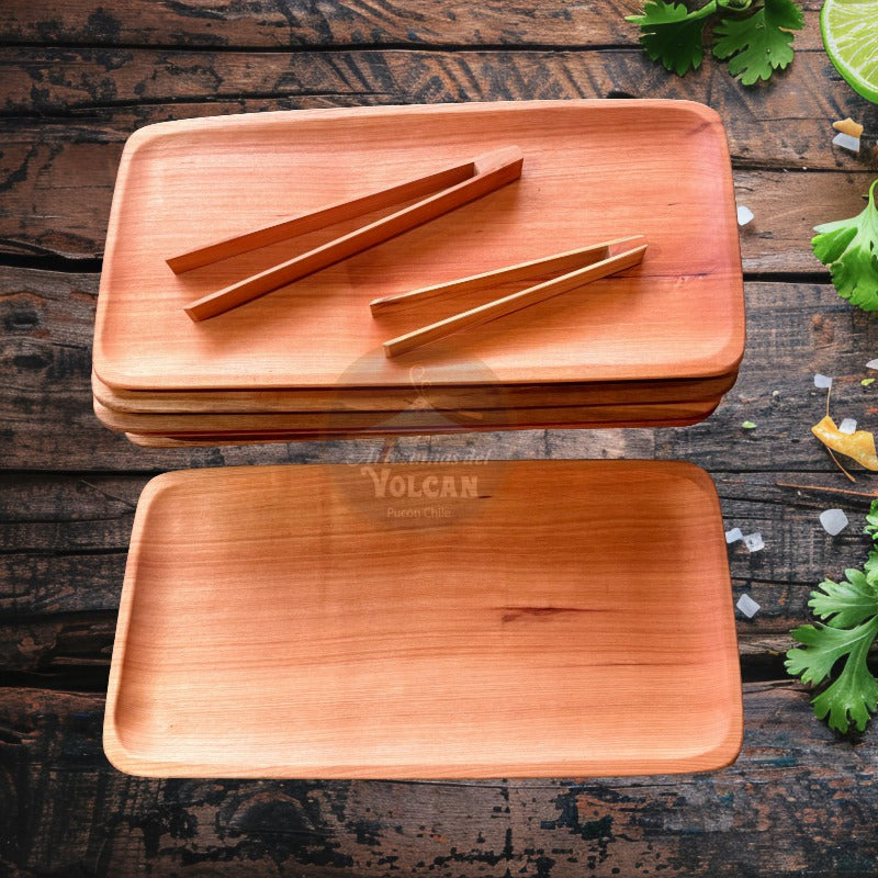 Platos de madera nativa para el asado chileno
