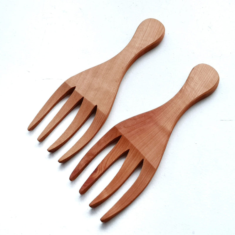 Cubiertos de Ensalada de Madera Nativa · “Manitos” 20×7,5 cm · Artesanal Pucónsi