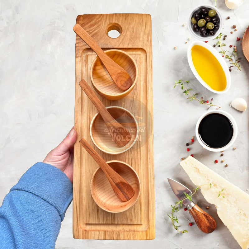 Tabla con 3 pocillo y cucharas de madera nativa