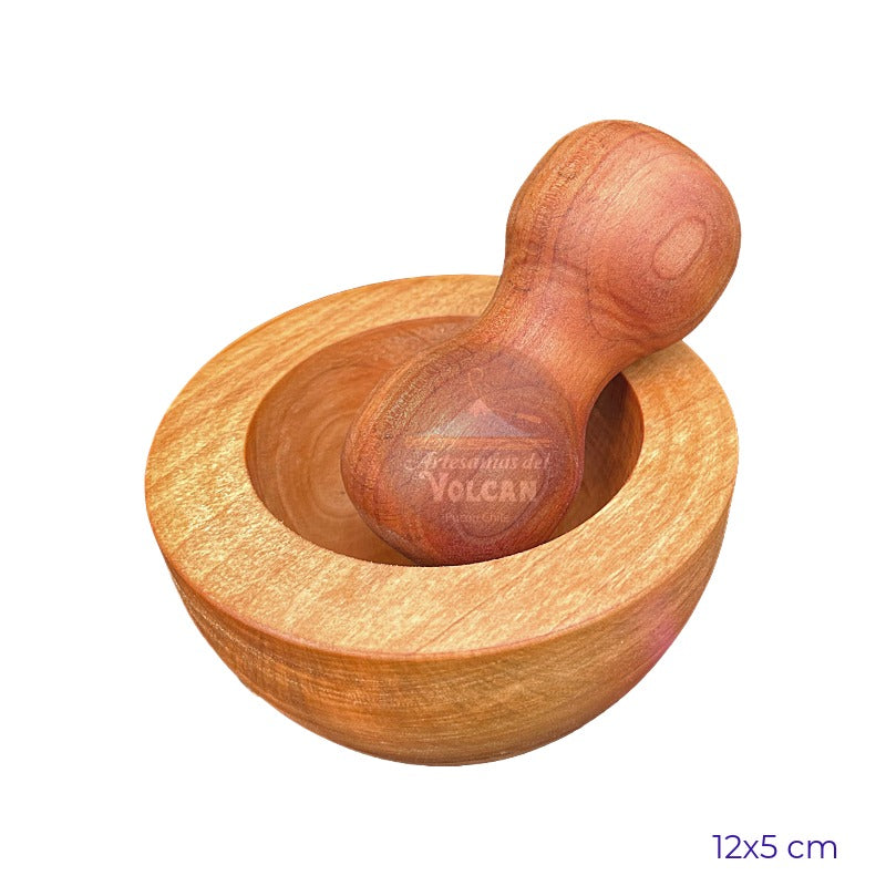 Mortero de madera nativa torneado a mano en nuestro taller de Pucón, Chile - 10 cm